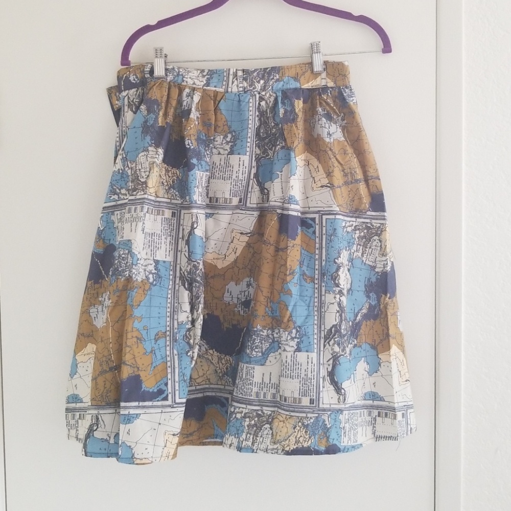 Map Lovers Skirt
